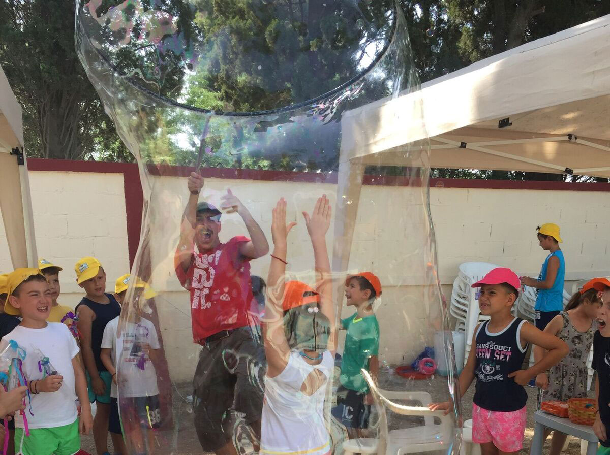 Bubble Show